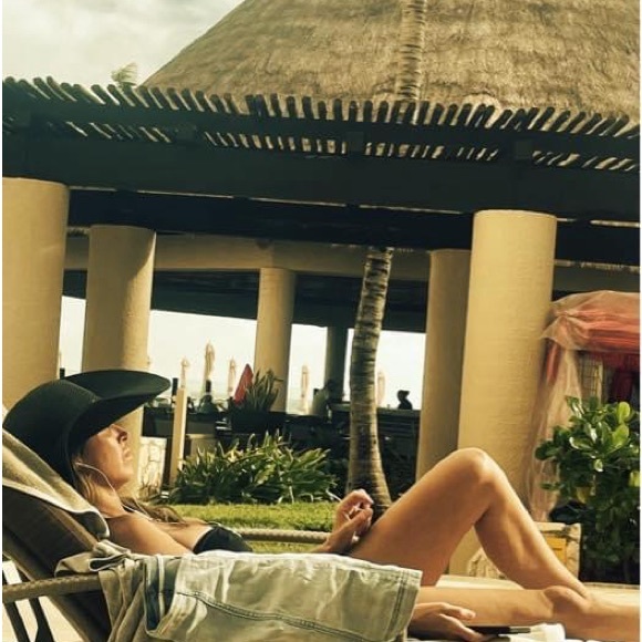 Meet your Posher, Shannon - Picture 1 of 10